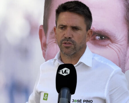 José Pino estalla contra el «despido» de una PTIS en el IES Salvador Rueda