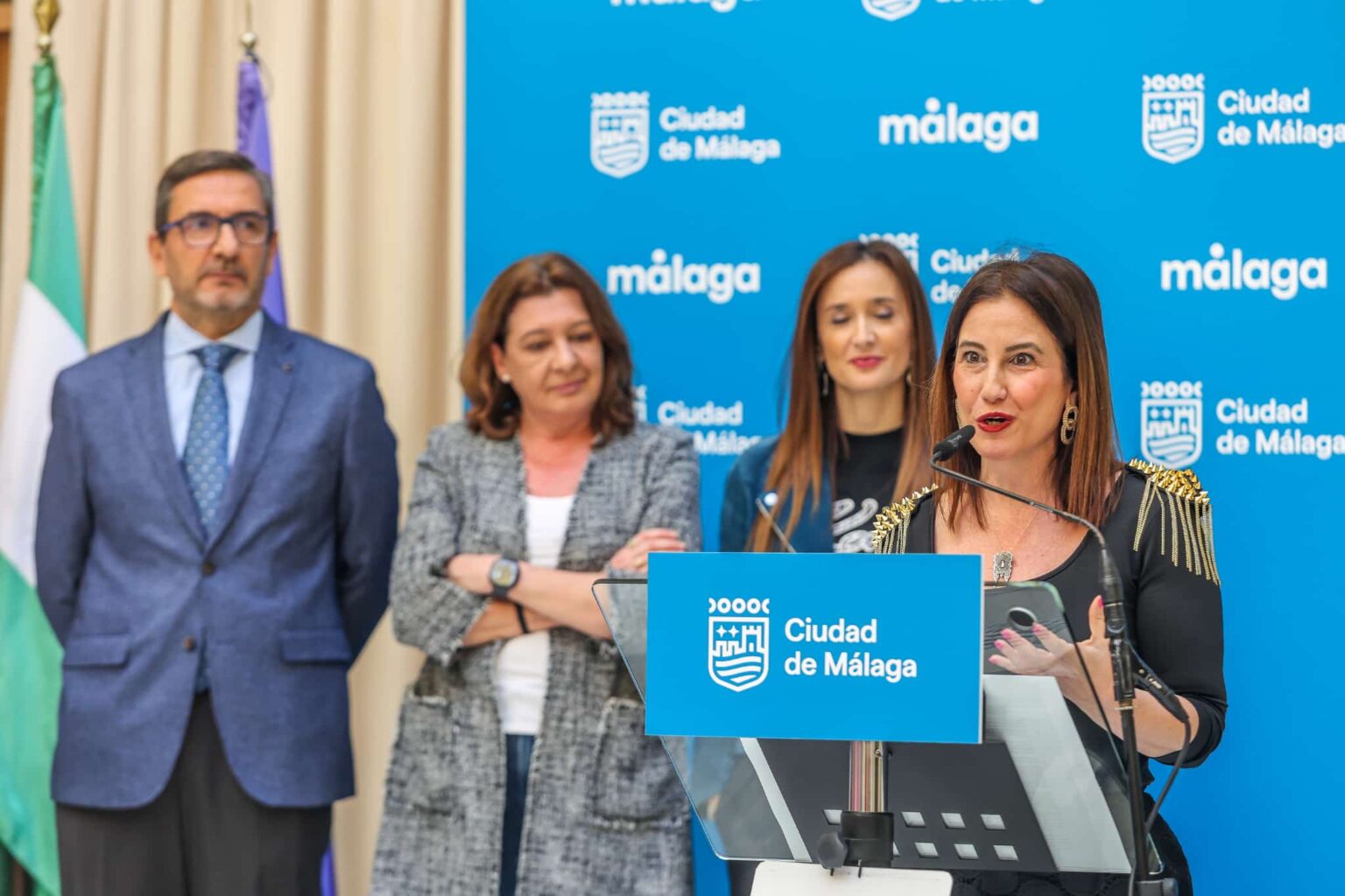 La Diputación impulsa la Pasarela de Moda Flamenca de Málaga ‘Con 2 lunares’